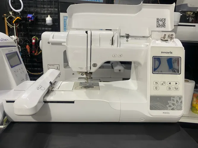 Máquina de bordar brother PE810L