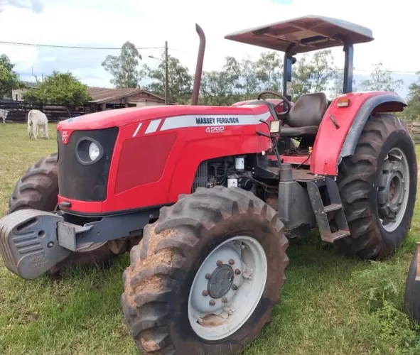 Trator Massey Fergunson 4292 - Parcele