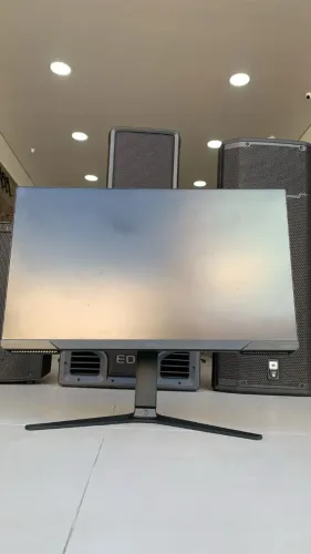 Monitor Samsung Color Display Unit Version No : AA01  HDMI