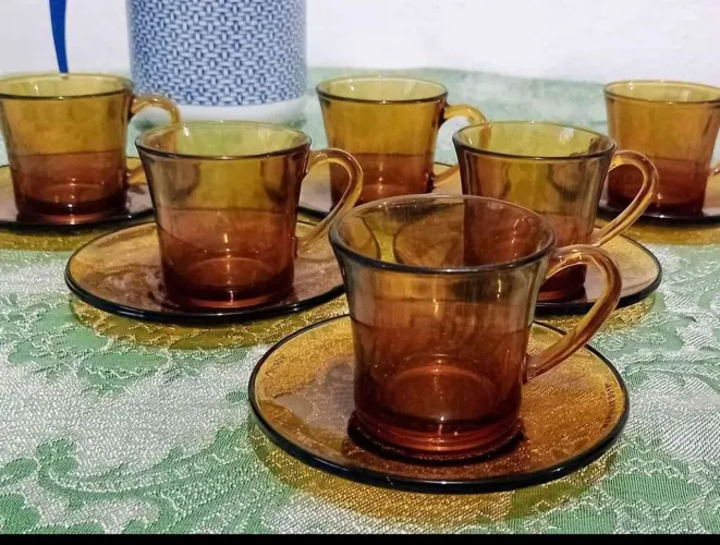 Jogo de Xícaras de Café em Vidro Âmbar