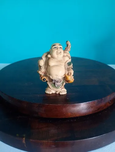 Antiga Miniatura em Resina Buda Feliz