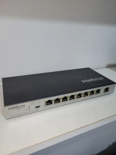 Switch Poe 9 portas SF 900 Hi-Poe Intelbras