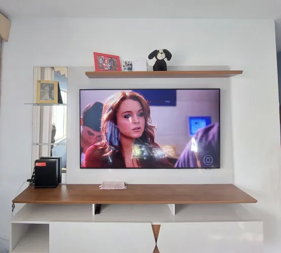 RACK DE PAREDE NOVO