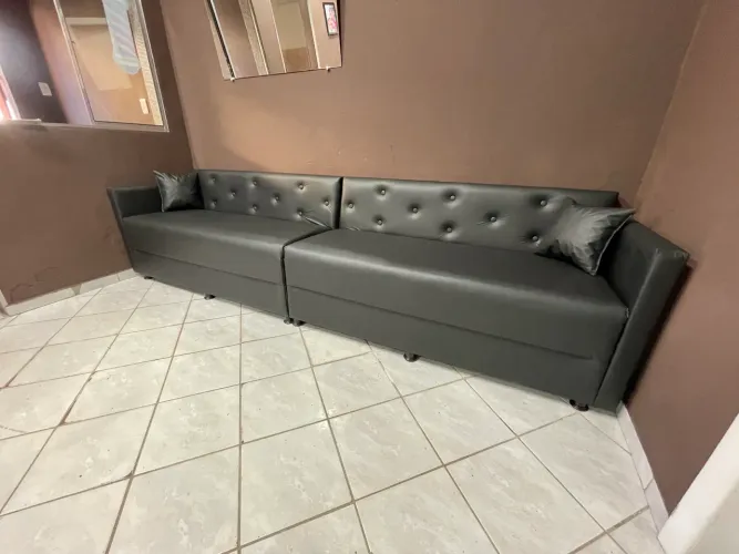 POLTRONA Estofada 1.75m Corino várias cores PAGUE NA ENTREGA