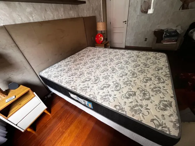Oportunidade Cama Box Queen