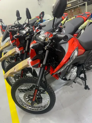NXR BROS 160 CBS