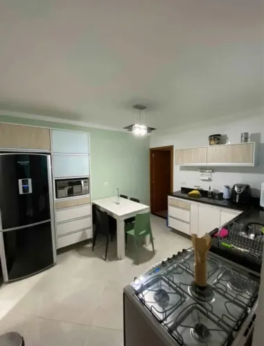 vendo casa no barro vermelho com 3 quartos LETR03