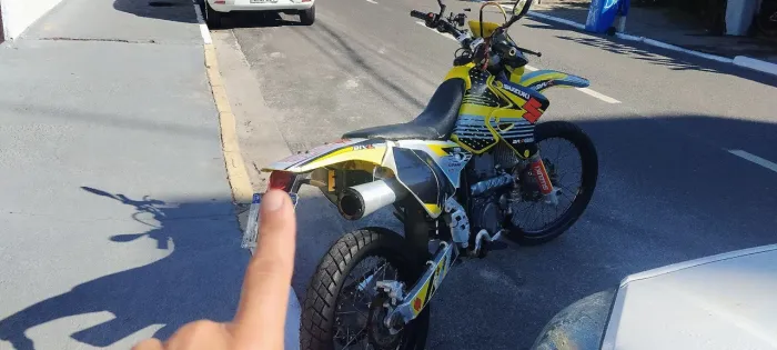 DR 400 emplacada 