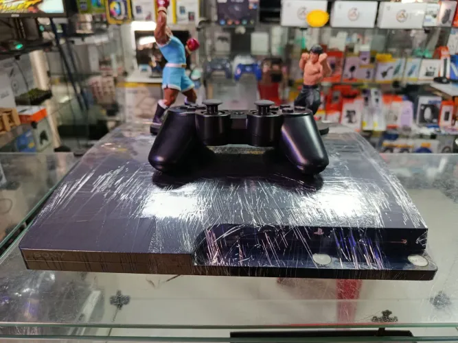 Ps3 slim com jogos de brinde a sua escolha em ótimo estado e garantia 