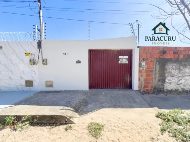 Vendo casa com dois quartos em Paracuru.