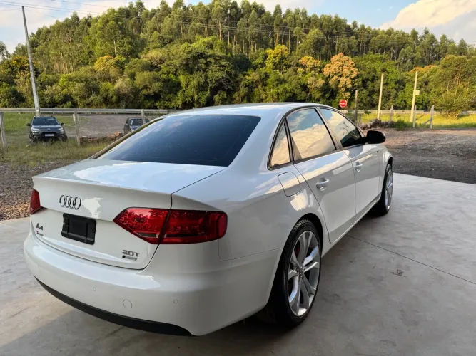 Peças de Audi A4 2.0 2010