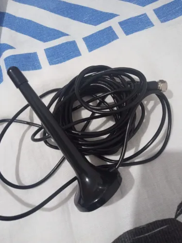 Antena de TV Digital com Cabo