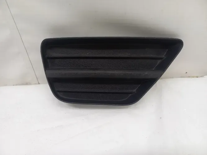 Moldura milha Ford Focus 02/08 LD