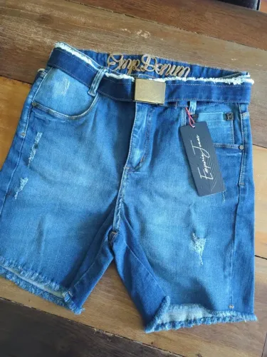Shorts/Bermuda jeans feminina tamanho 38 Empório