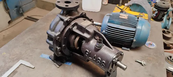 Bomba industrial com selo mecanico
