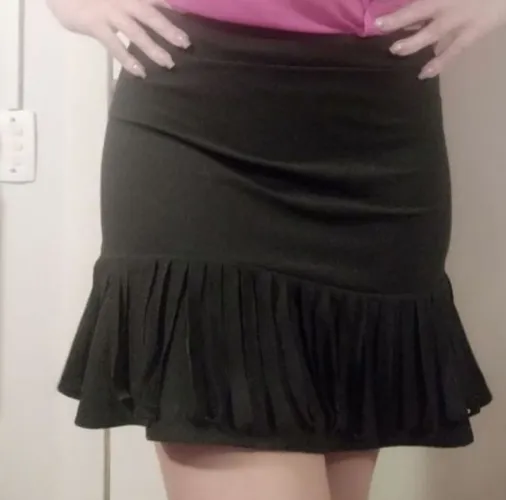 Saia Preta com Babado