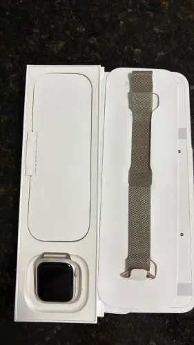 Apple Watch Series 9 - Completo na Caixa + Pulseira Milanesa