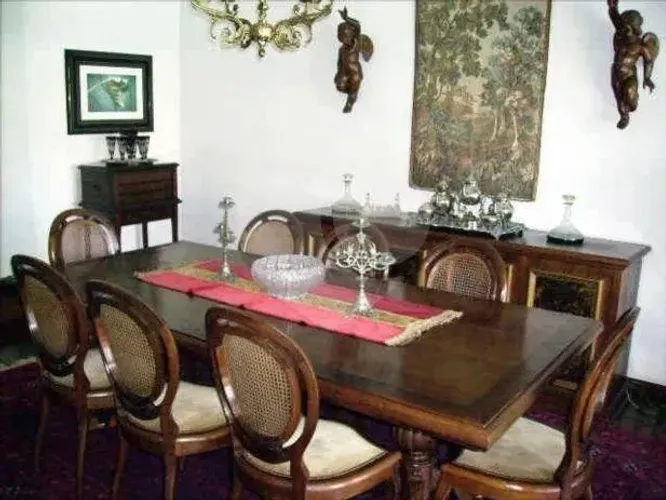 Casa com vista panorâmica no Jardim Guedala