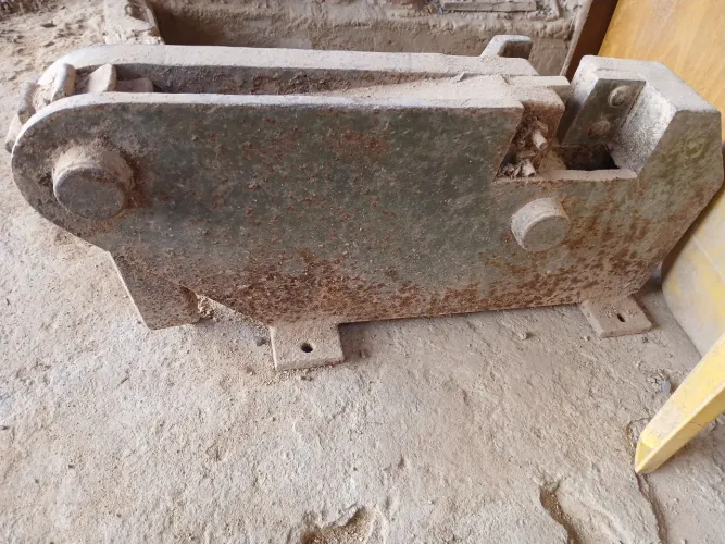 Cortador de vergalhão robusto antigo dobradeira