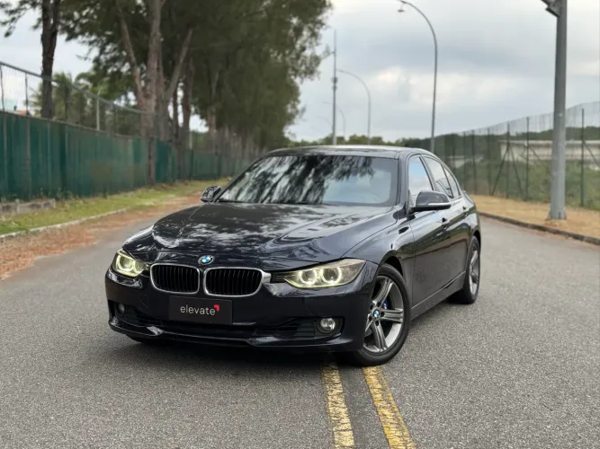 Bmw 320i BLINDADO Active Flex 2.0 Turbo 2014 Automático 
