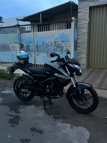 Bajaj Dominar 160