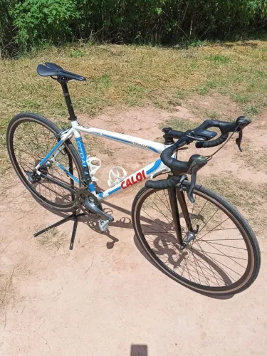 Linda bike Caloi Strada