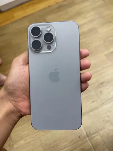 iPhone 15 Pro Max 256gb titânio natural