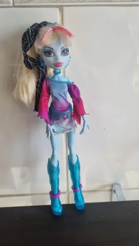 Monster High Abbey Music Festival