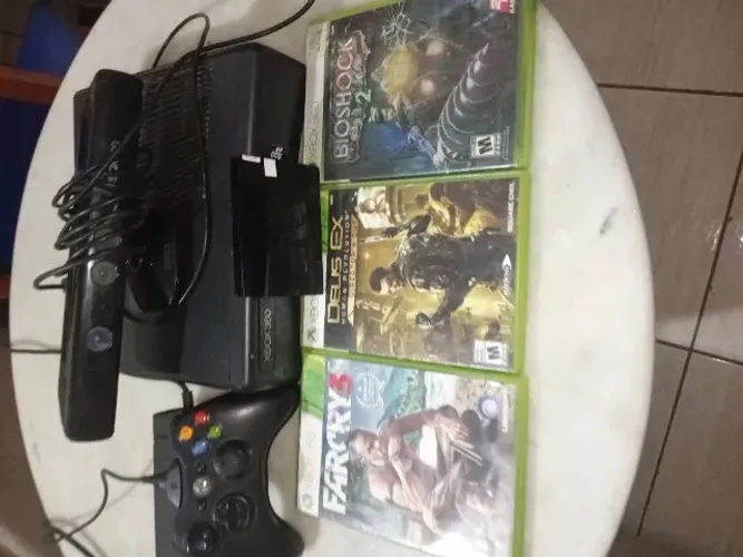 Xbox 360 com kinect + jogos um controle e uma HD interno 500 GB
