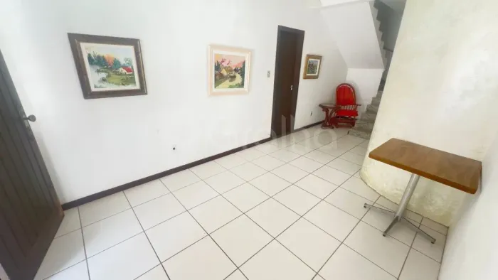 Casa residencial de 229,8 m² com 5 suites no campeche