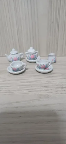 Miniatura louça