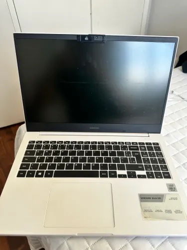 Samsung Notebook E30 - Intel Core i3 10ª Geração | SSD 480GB + HD 1TB | Tela Full HD 15,6?