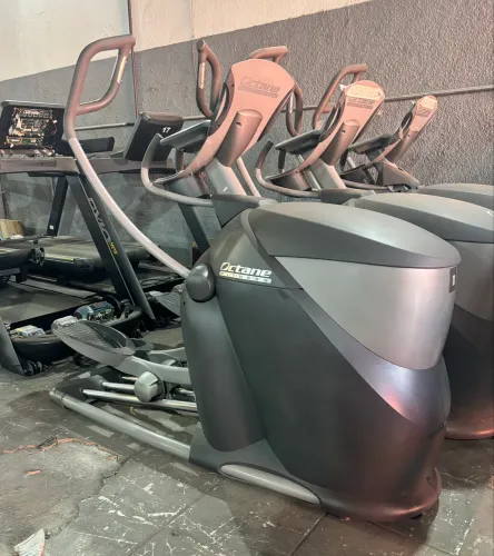 ELÍPTICO OCTANE 370 PRO ? TECNOLOGIA, INOVAÇÃO E PERFORMANCE DE ALTO PADRÃO