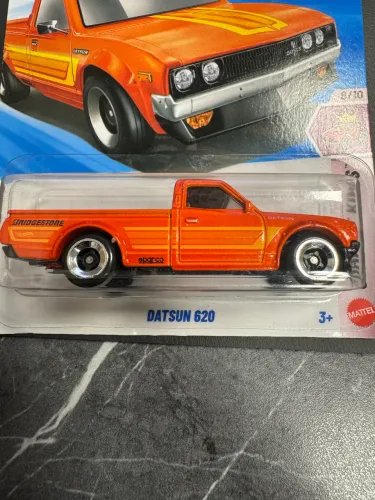 Carrinho Hot Wheels Datsun 620