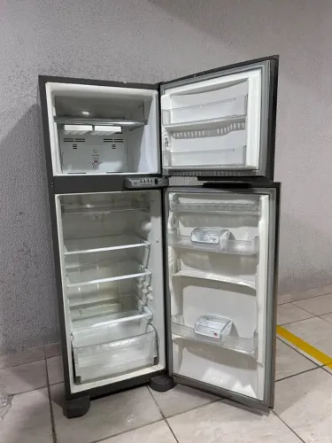 GELADEIRA BRASTEMP