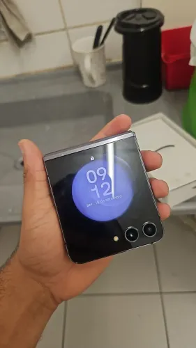 Samsumg z flip5 512g