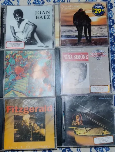 Nina Simone, Sarah Voughan, Roberta Flac, Joan Baez 10 CDS