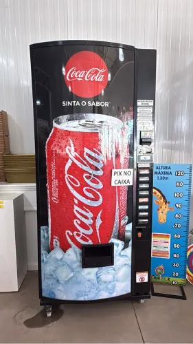 Maquina de bebida automatica