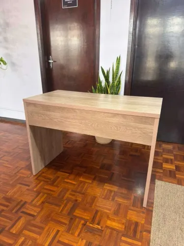 Mesa em MDF para escritório 1,10cm