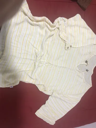 Blusa listrada amarela