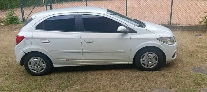 Chevrolet Onix JOY Hatch 1.0 8V Flex Mec. 4P 2018