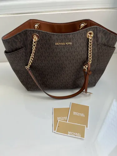 Bolsa Michael kors nova couro marrom