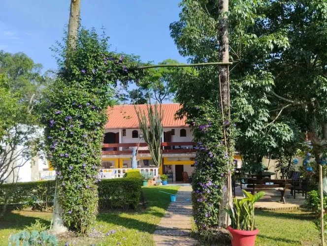 Chácara para Venda em Santana de Parnaíba, Residencial Santa Helena - Gleba II, 4 dormitór