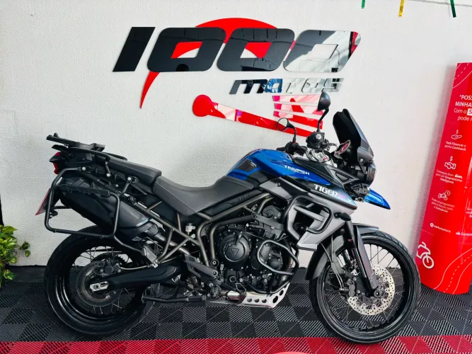 TRIUMPH TIGER 800 XCX