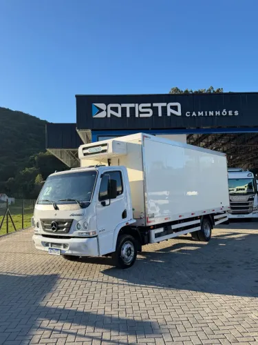 Accelo 815 Bau Refrigerado PAVAN 6m