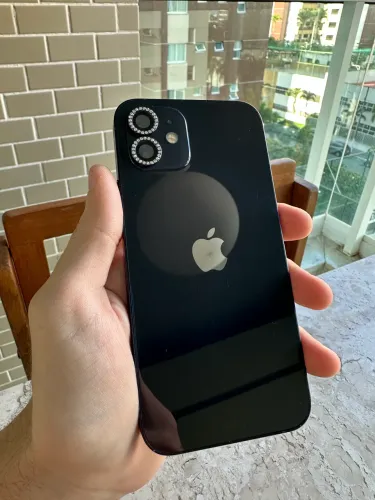 IPHONE 12