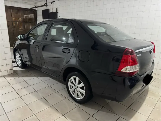 Toyota Etios XLS Sedan 1.5 Flex 16V 4P Aut. 2017