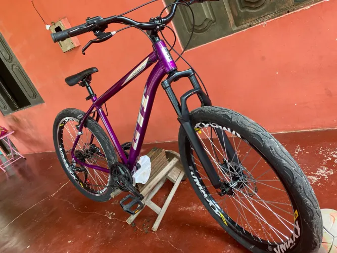 Vendo essa bicicleta tem documento 