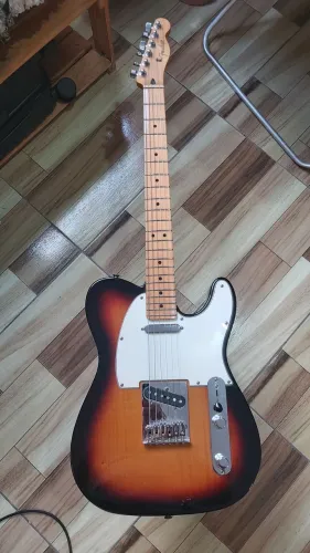 Guitarra Fender Telecaster 