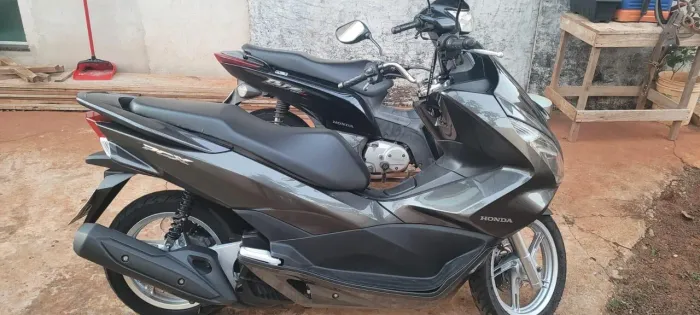 Vendo PCX 150 / Gasolina